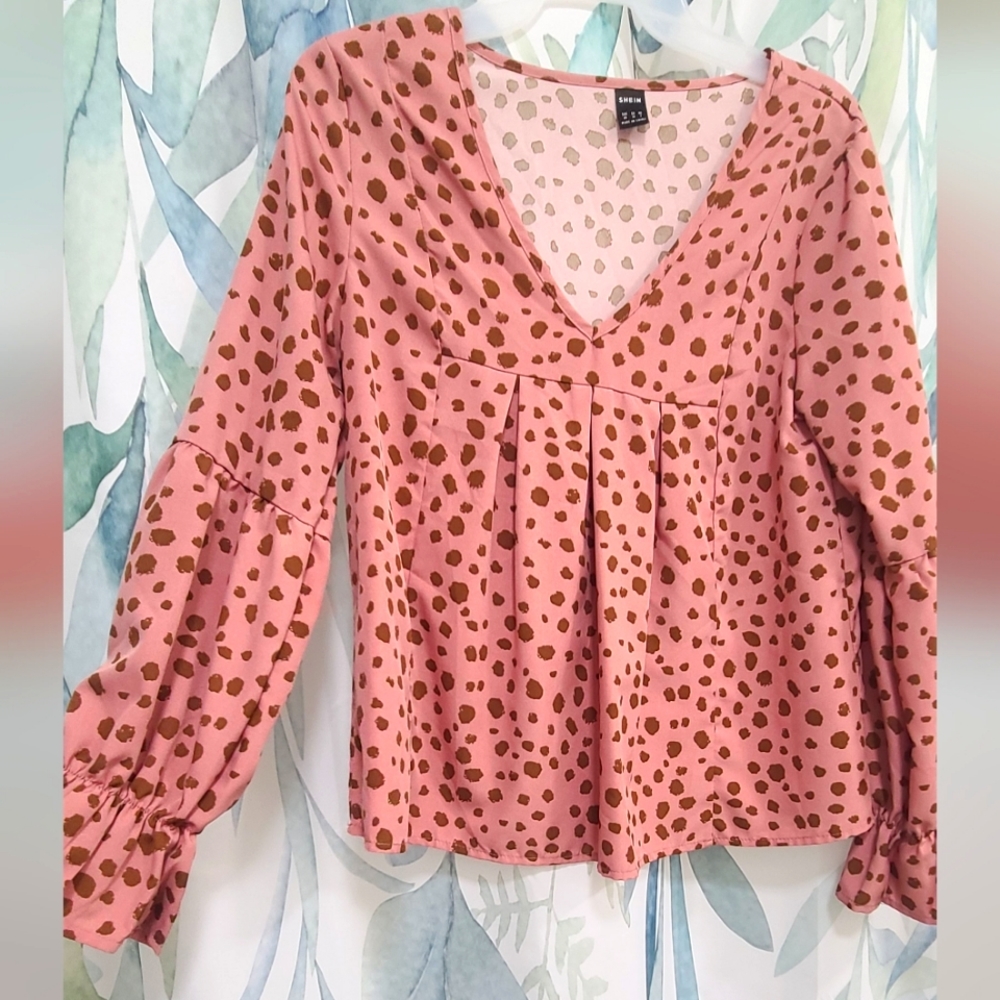 Pink polka dot flare sleeved blouse